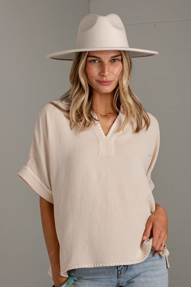 Soft Spoken Contrast Trim Casual Top